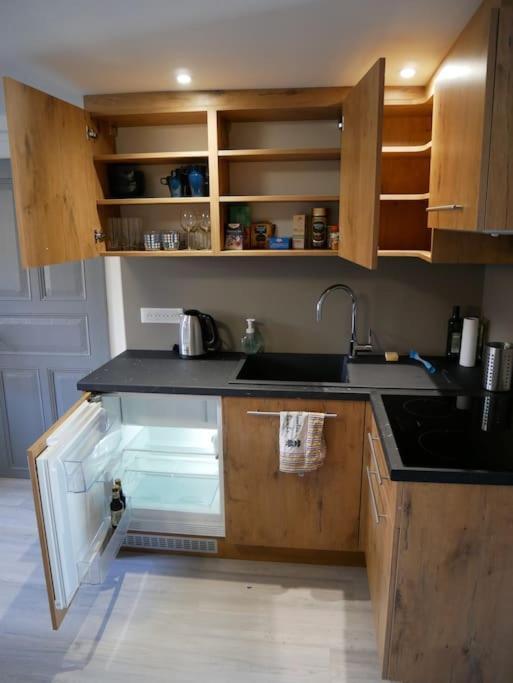 Appartement Entier Dans Cour Interieure Epfig Экстерьер фото
